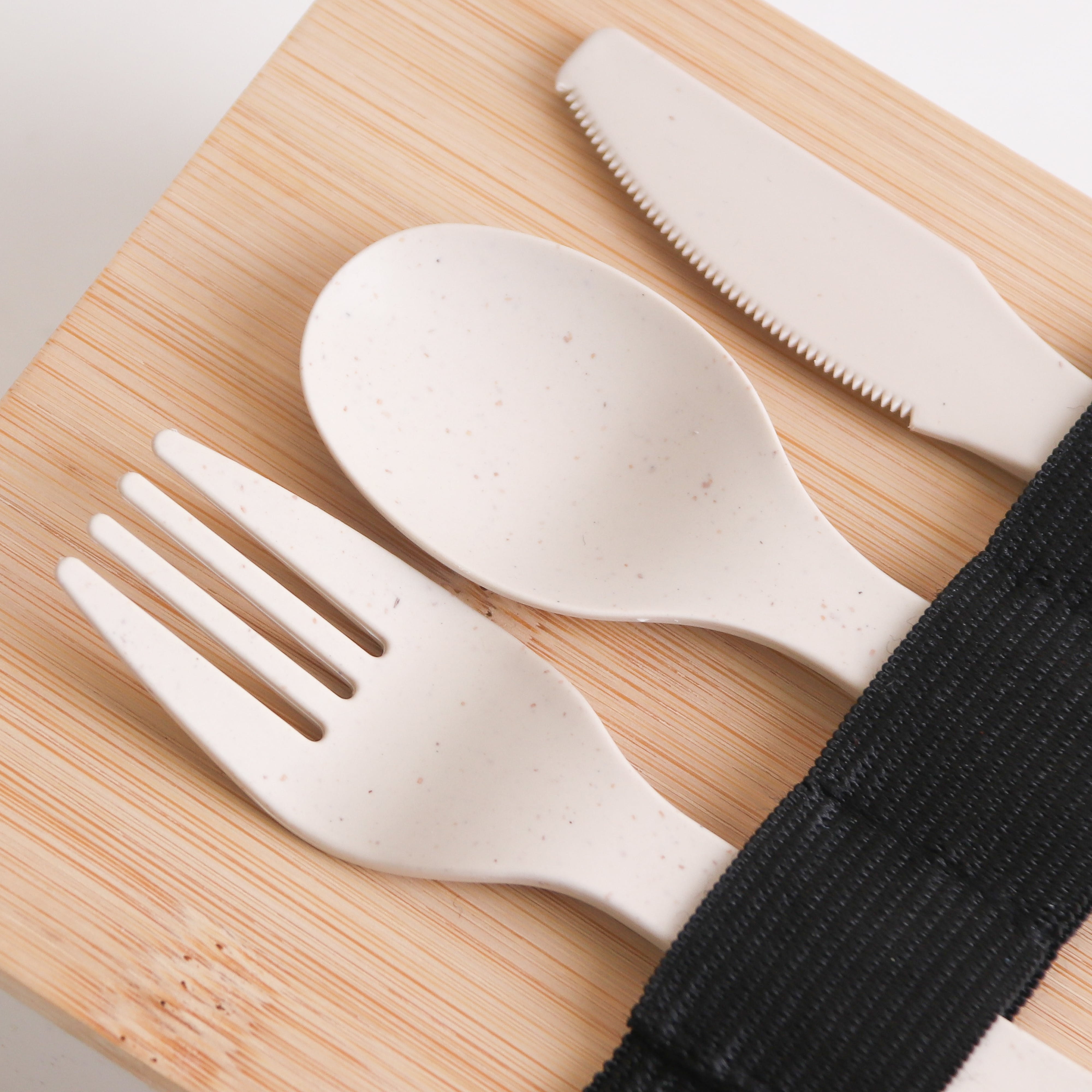 Lunch Box with Bamboo Cover